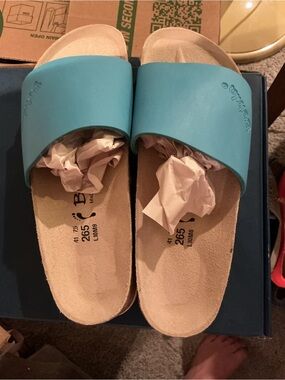 Women’s Slide Sandals in Turquoise with Contoured Footbed
